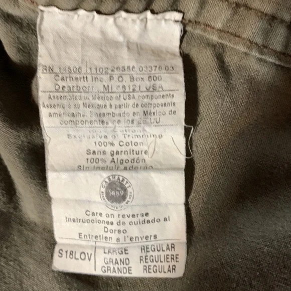 Men’s Carhartt brown, short sleeve, button up shirt.  Pockets on chest.  Size L - Picture 6 of 8